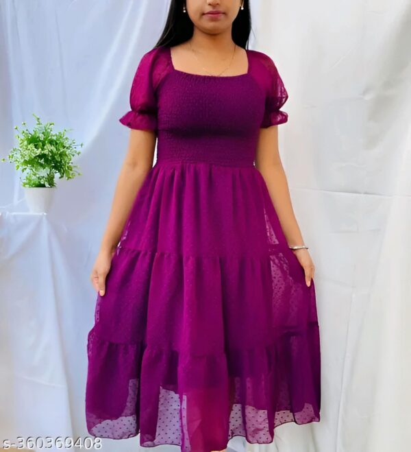 Pretty Revishing Women Dresses