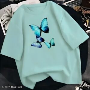 Pretty Fashionista Women Tshirts