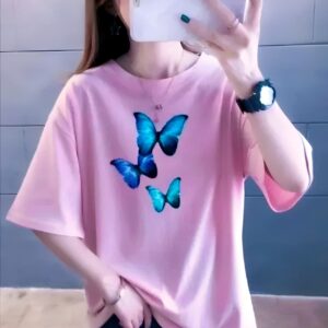 Pretty Fashionista Women Tshirts